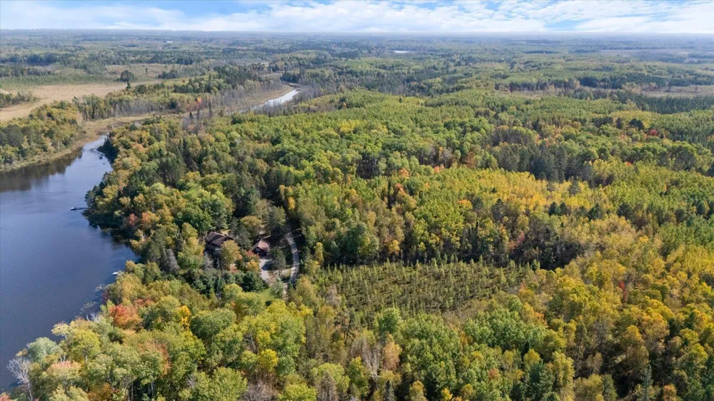 24392 S Long Lake Trail Bigfork, MN 56628