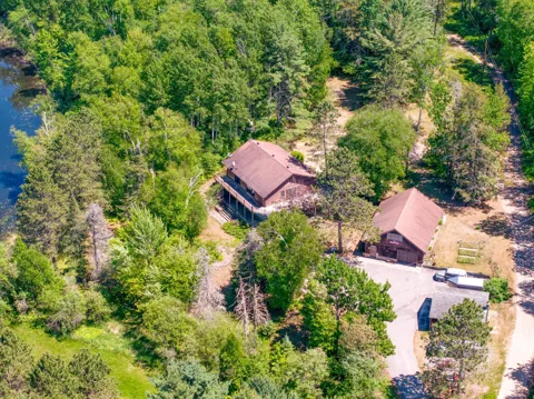 24392 S Long Lake Trail