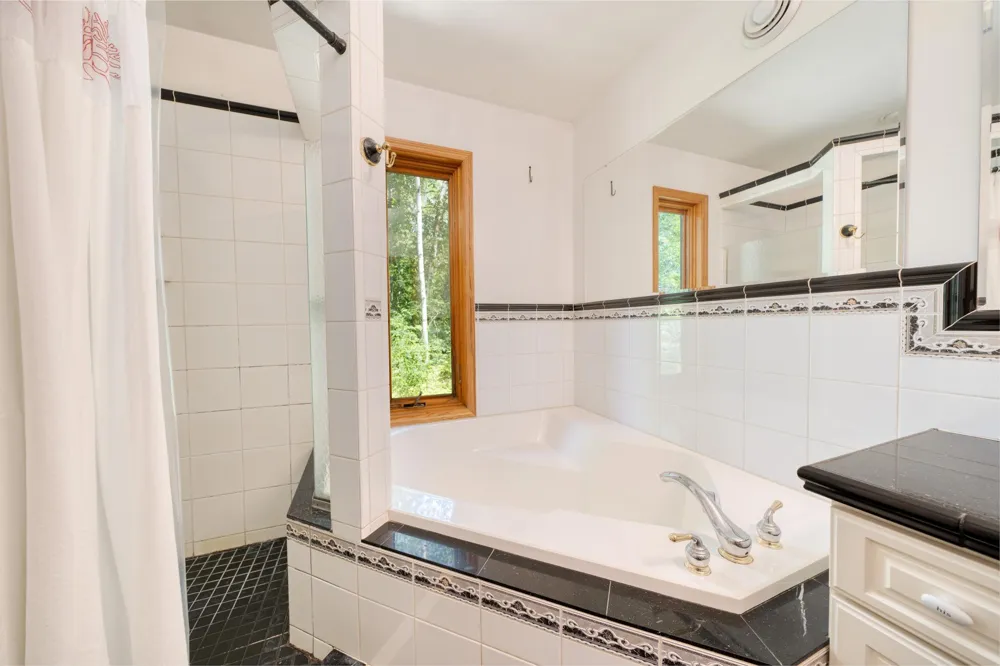 24392 S Long Lake Trail Bigfork, MN 56628