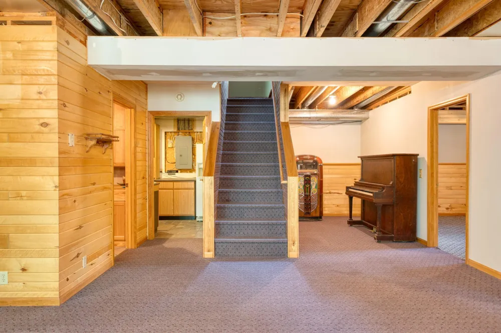 24392 S Long Lake Trail Bigfork, MN 56628