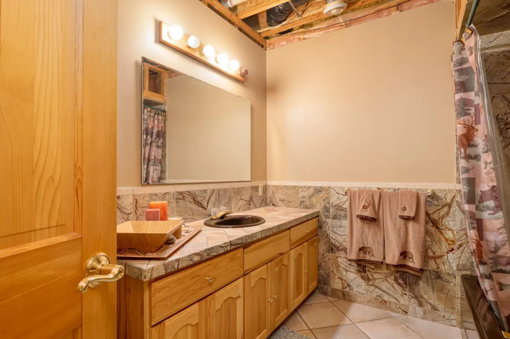 24392 S Long Lake Trail Bigfork, MN 56628