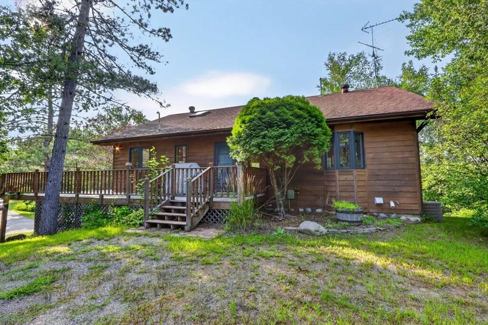 24392 S Long Lake Trail Bigfork, MN 56628