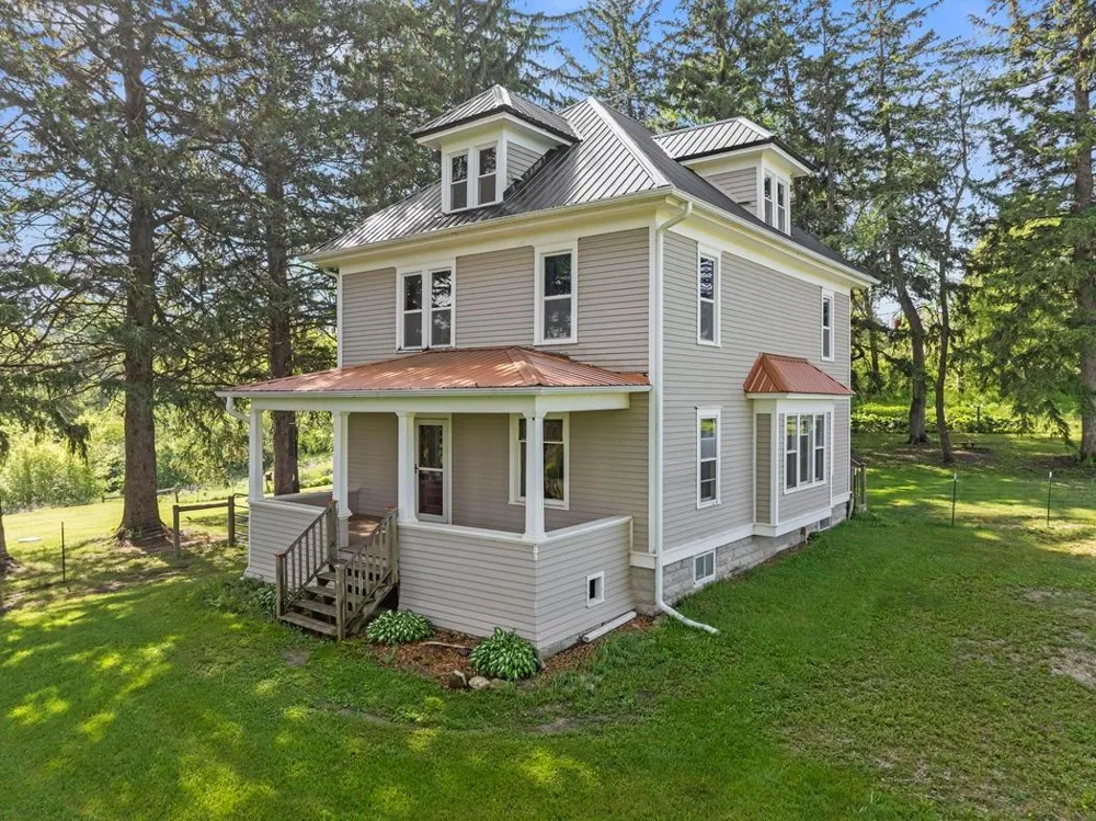 22966 Grosbeak Road Lanesboro, MN 55949