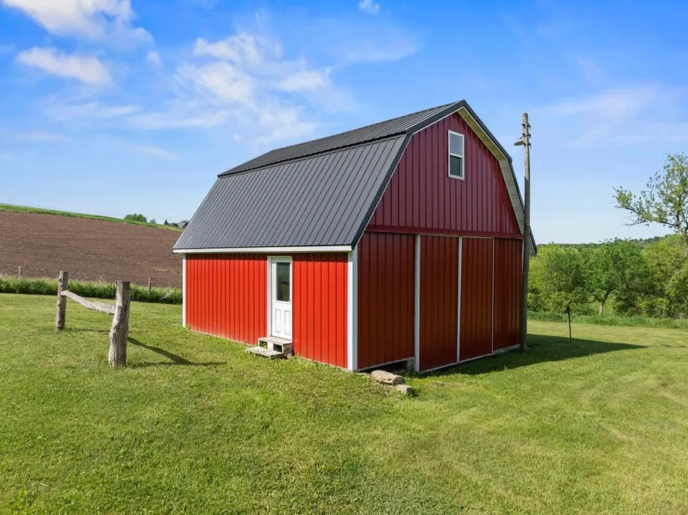 22966 Grosbeak Road Lanesboro, MN 55949