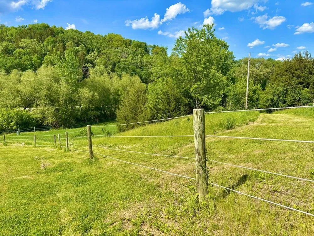 22966 Grosbeak Road Lanesboro, MN 55949
