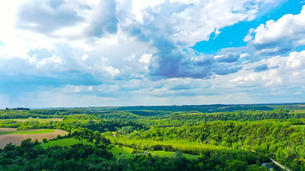 22966 Grosbeak Road Lanesboro, MN 55949
