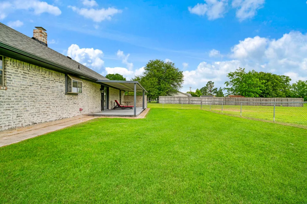 1250 CR 32240 Sumner, TX 75486