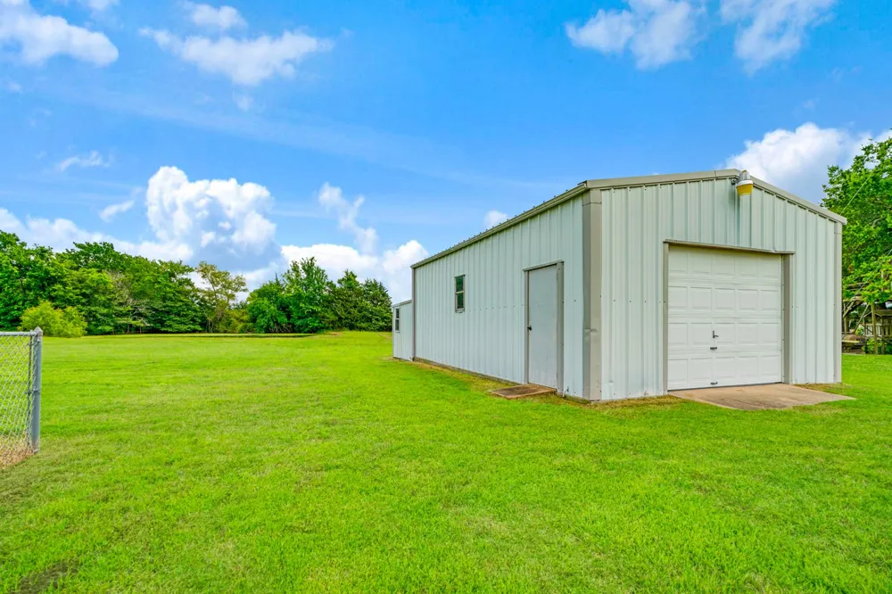1250 CR 32240 Sumner, TX 75486