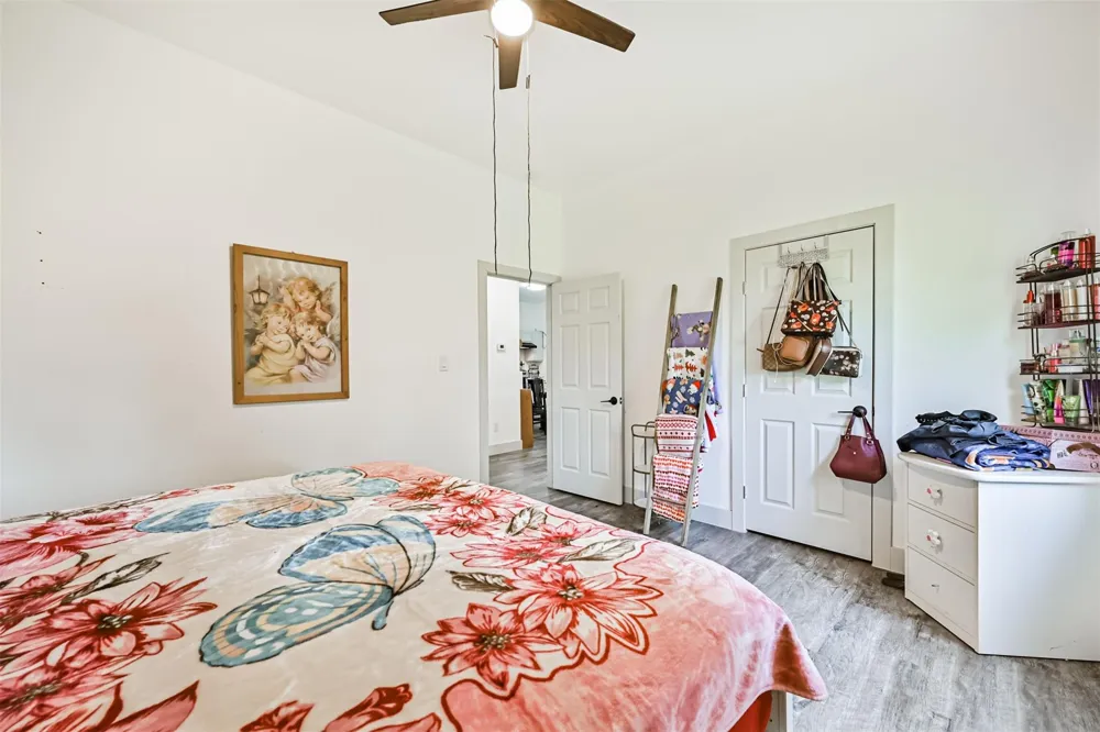 1400 South Broadway La Porte, TX 77571
