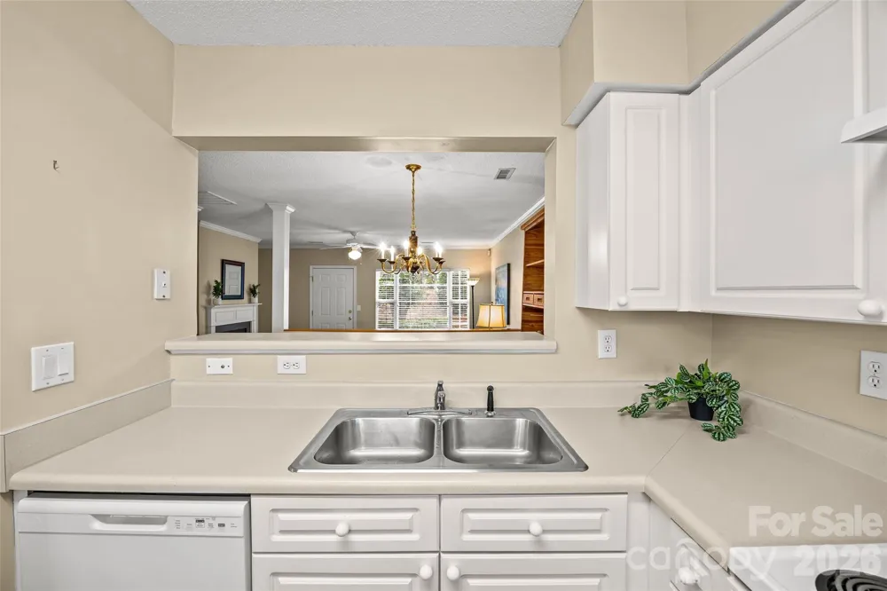 4259 Melrose Club Drive Matthews, NC 28105
