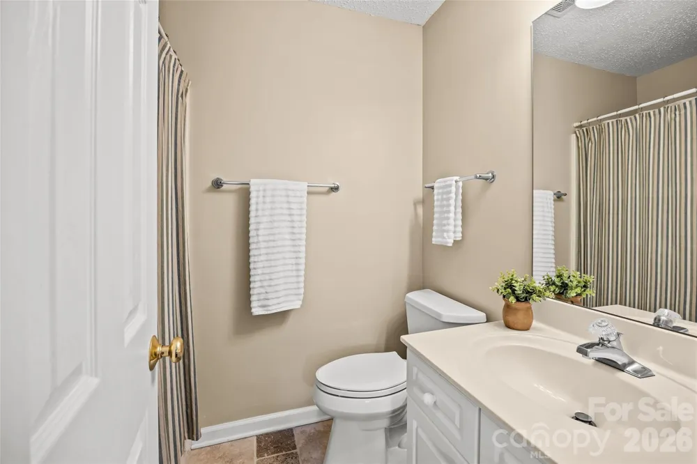 4259 Melrose Club Drive Matthews, NC 28105