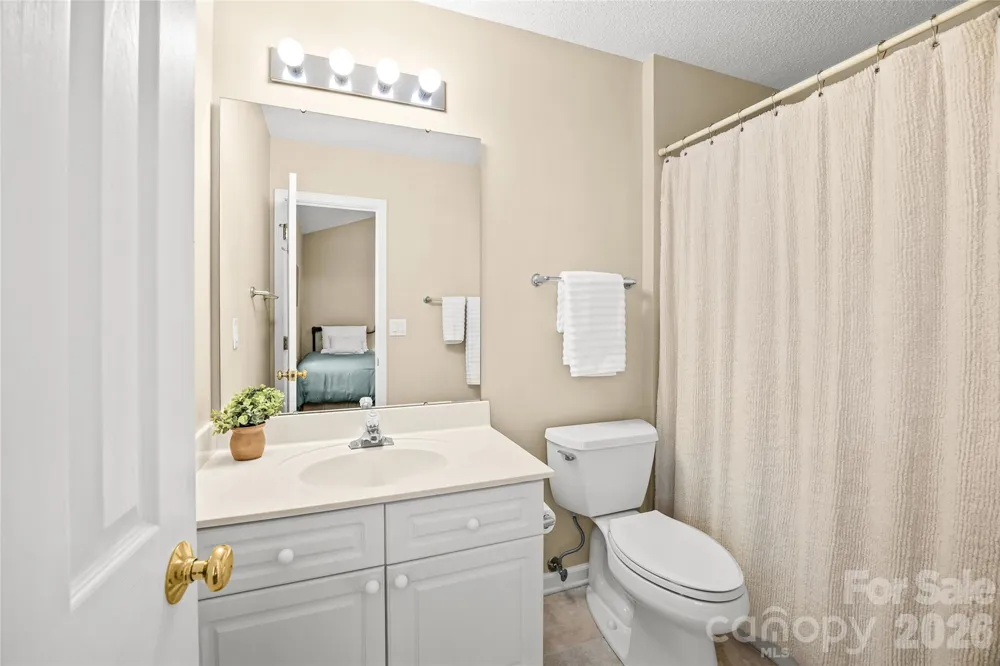 4259 Melrose Club Drive Matthews, NC 28105