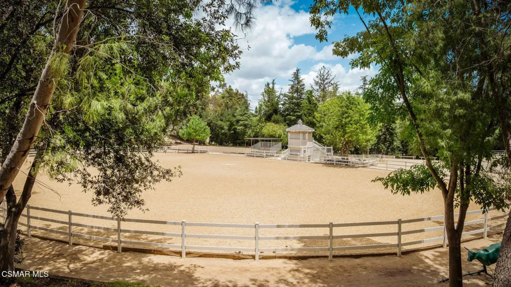 6021 John Muir Road Hidden Hills, CA 91302