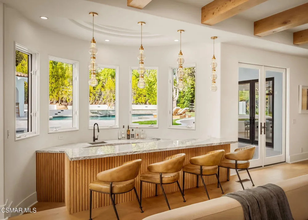 6021 John Muir Road Hidden Hills, CA 91302
