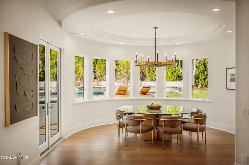 6021 John Muir Road Hidden Hills, CA 91302