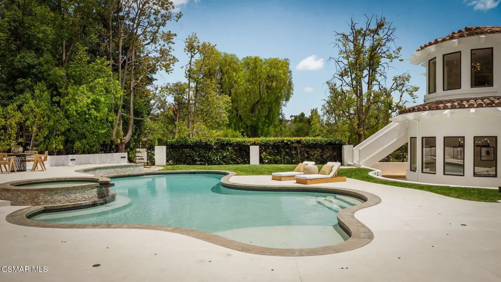 6021 John Muir Road Hidden Hills, CA 91302