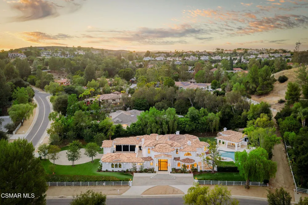 6021 John Muir Road Hidden Hills, CA 91302