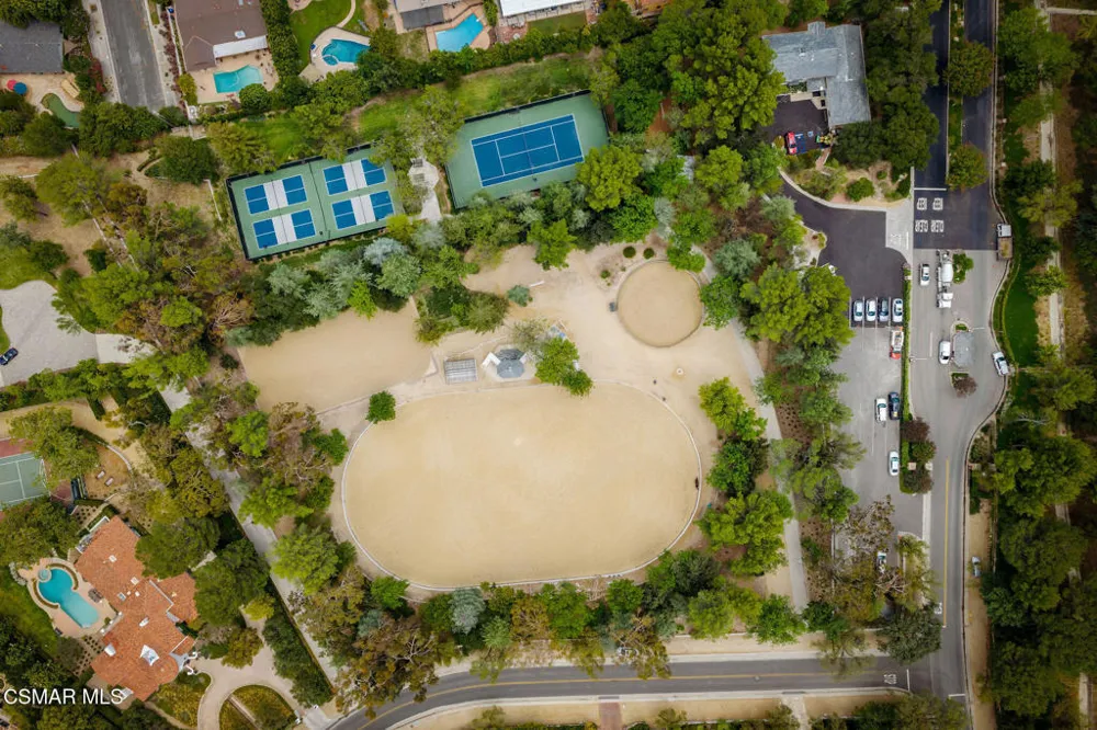 6021 John Muir Road Hidden Hills, CA 91302