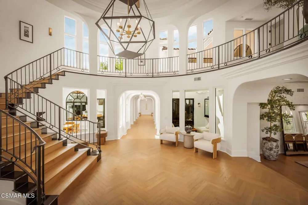 6021 John Muir Road Hidden Hills, CA 91302
