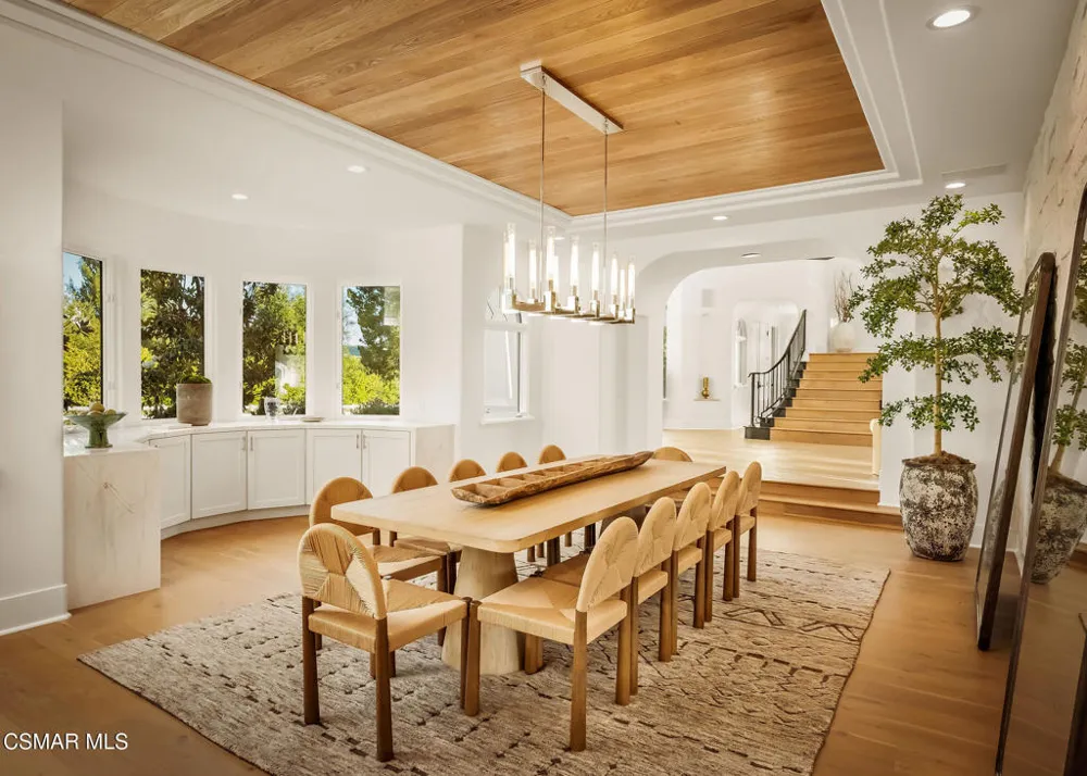 6021 John Muir Road Hidden Hills, CA 91302