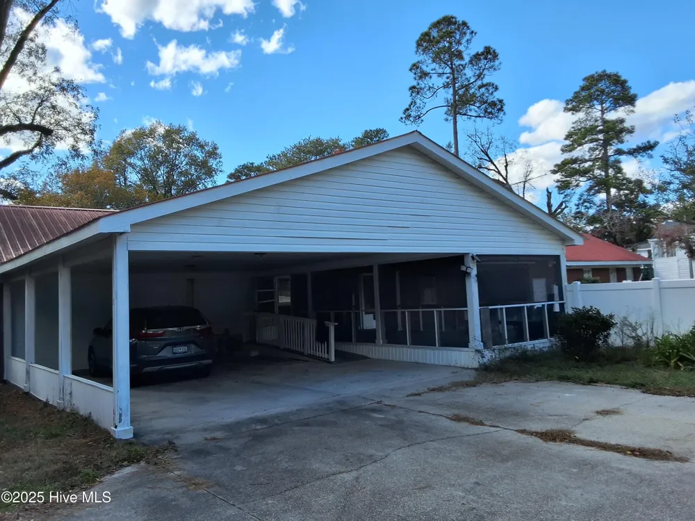 33 Gapway Road Fair Bluff, NC 28439