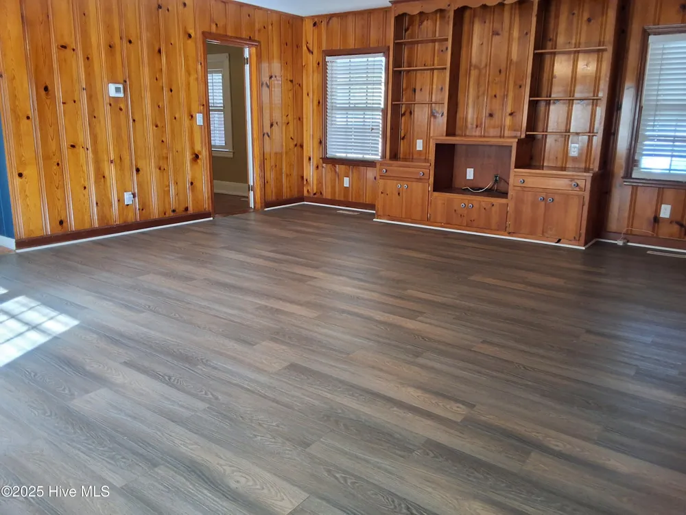 33 Gapway Road Fair Bluff, NC 28439