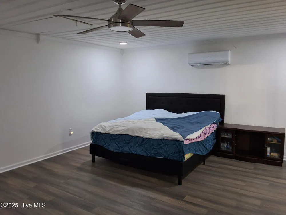 33 Gapway Road Fair Bluff, NC 28439