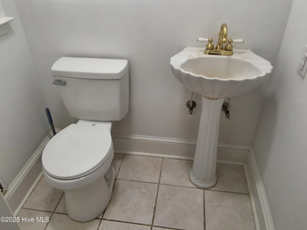 33 Gapway Road Fair Bluff, NC 28439