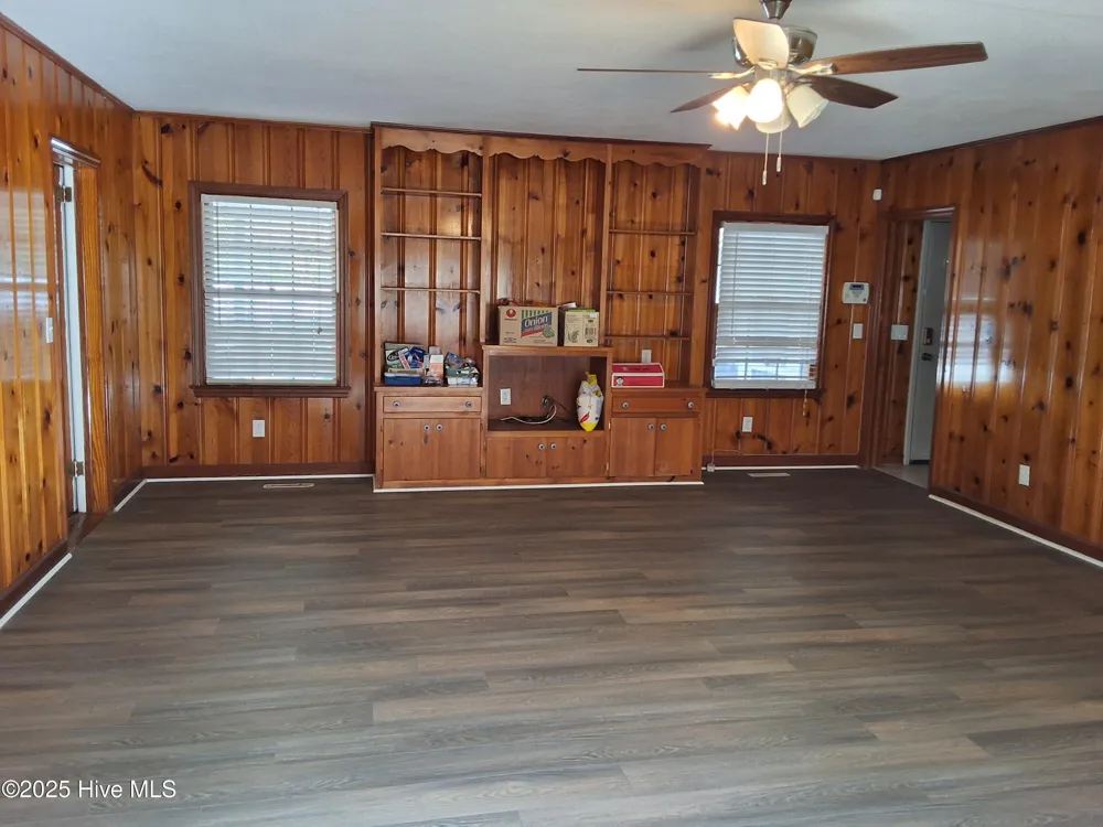 33 Gapway Road Fair Bluff, NC 28439