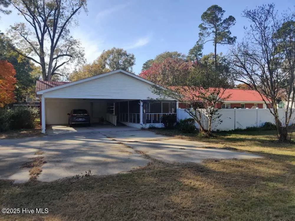 33 Gapway Road Fair Bluff, NC 28439