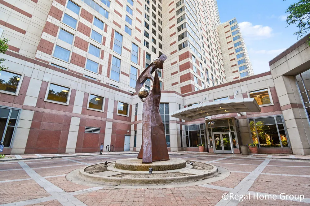 28 Campau Circle NW #2803 Grand Rapids, MI 49503