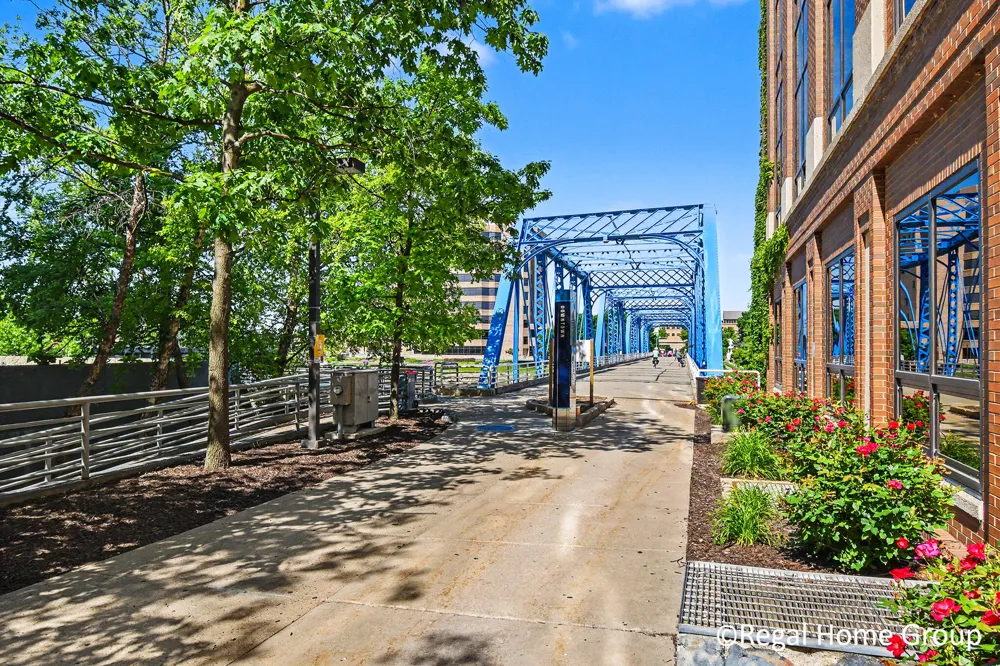 28 Campau Circle NW #2803 Grand Rapids, MI 49503