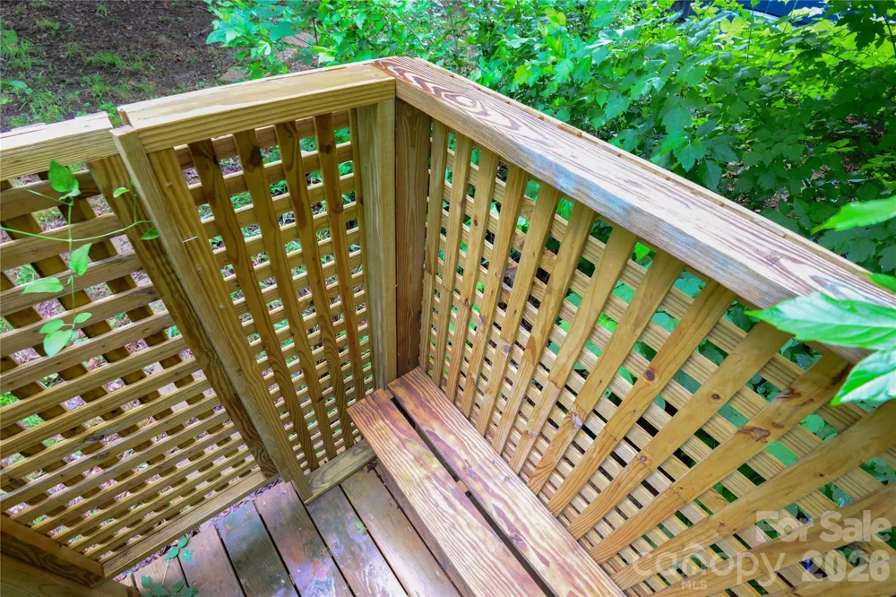 24 Sarabec Hill Road Black Mountain, NC 28711