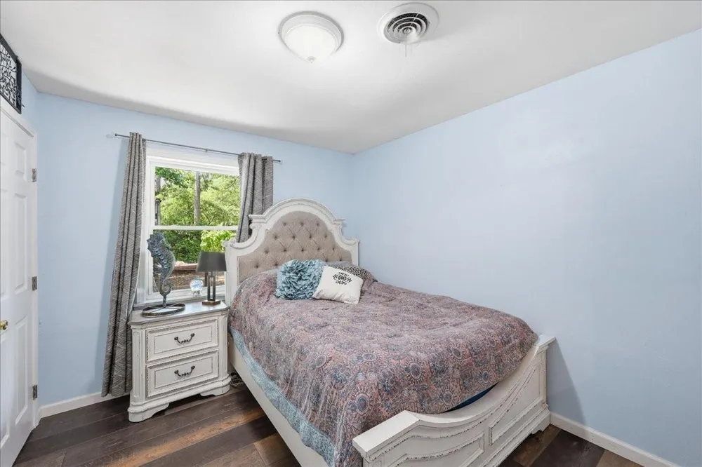 471 Any Old Street E Buna, TX 77612