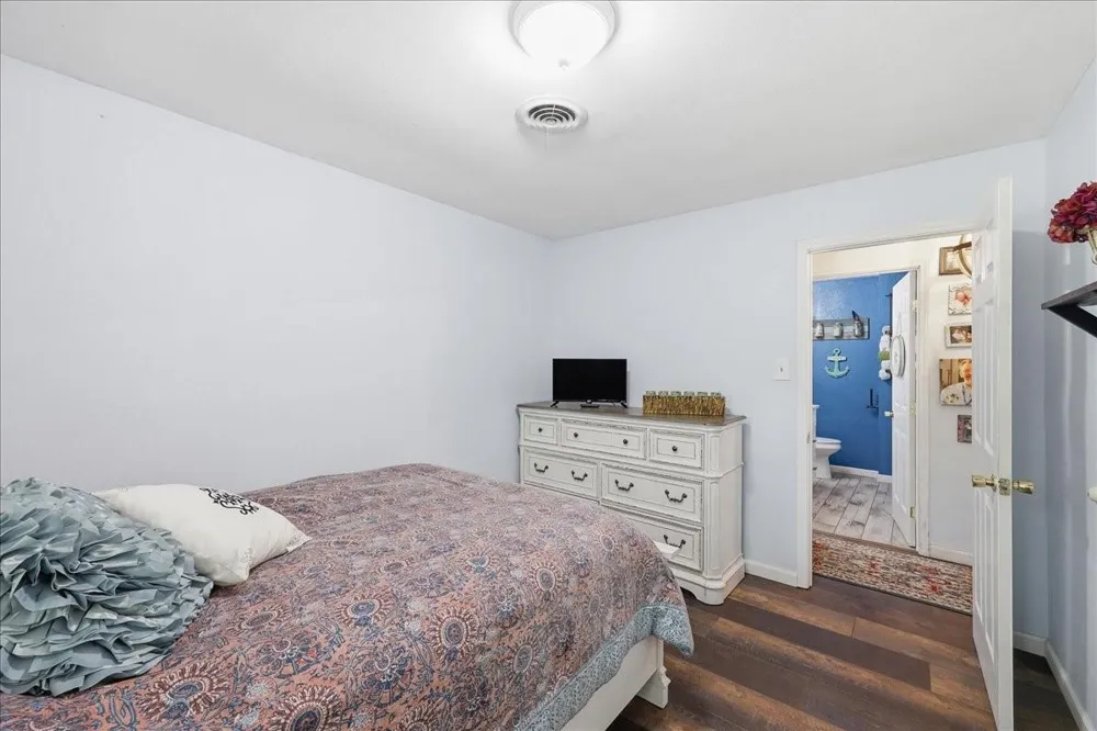 471 Any Old Street E Buna, TX 77612