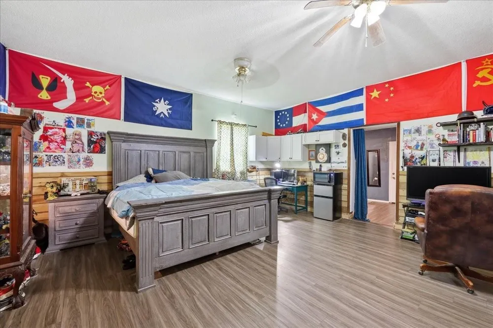 471 Any Old Street E Buna, TX 77612