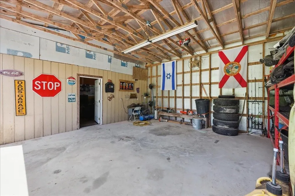 471 Any Old Street E Buna, TX 77612