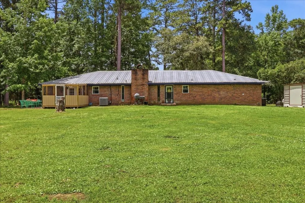 471 Any Old Street E Buna, TX 77612