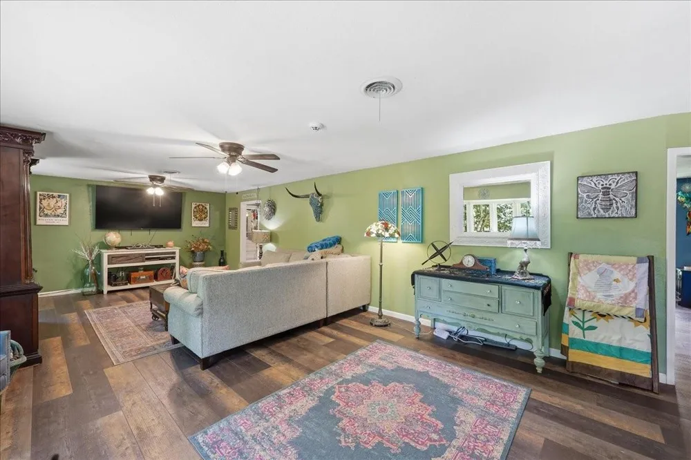 471 Any Old Street E Buna, TX 77612