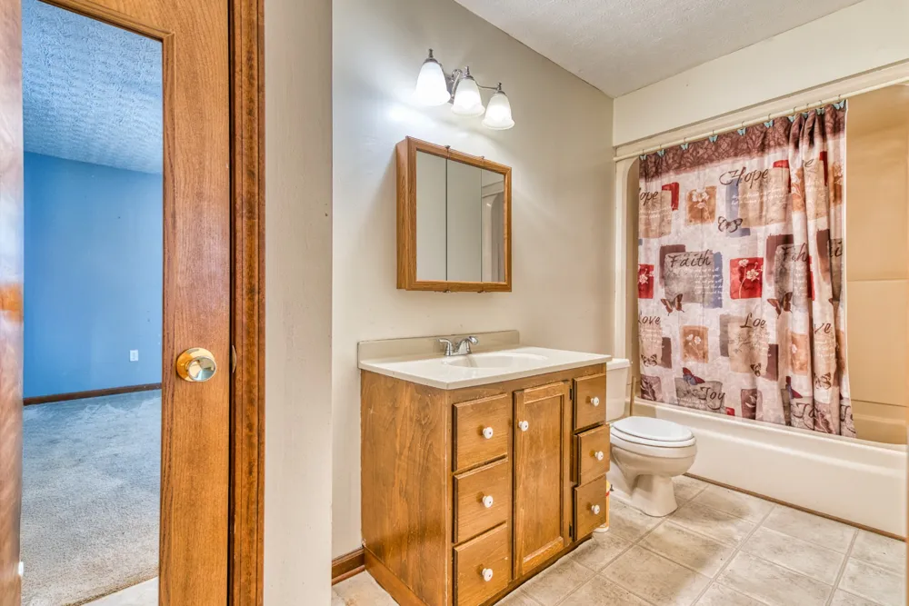 124 Cumberland Dr Russellville, KY 42276
