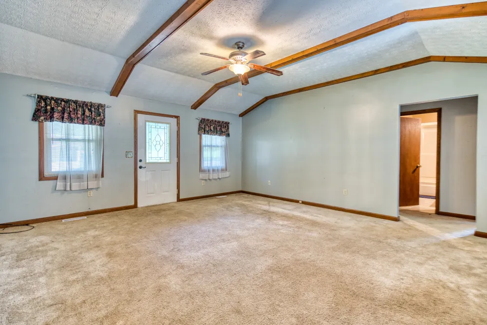 124 Cumberland Dr Russellville, KY 42276