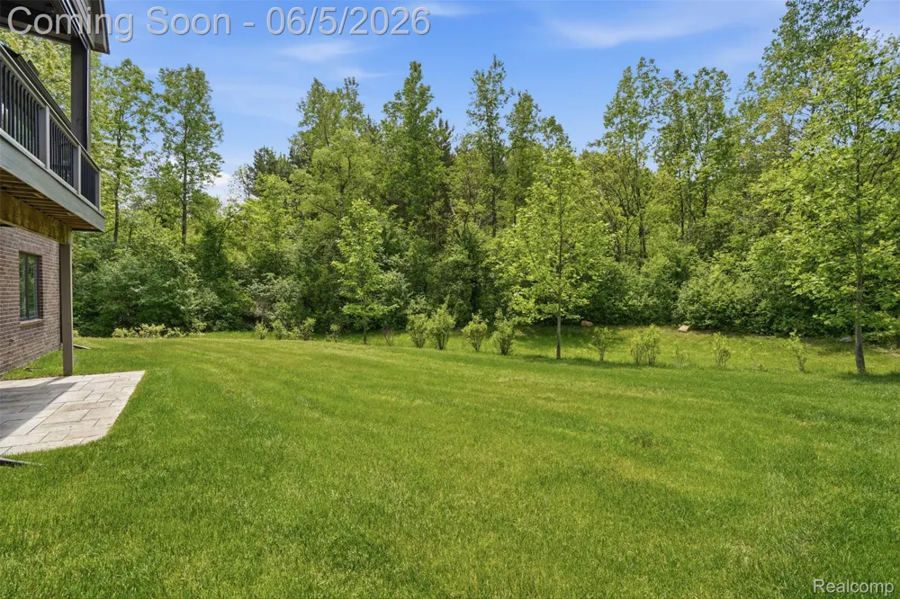 11701 Tuscany Court Plymouth Charter Township, MI 48170