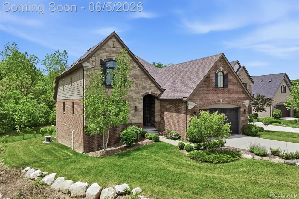 11701 Tuscany Court Plymouth Charter Township, MI 48170