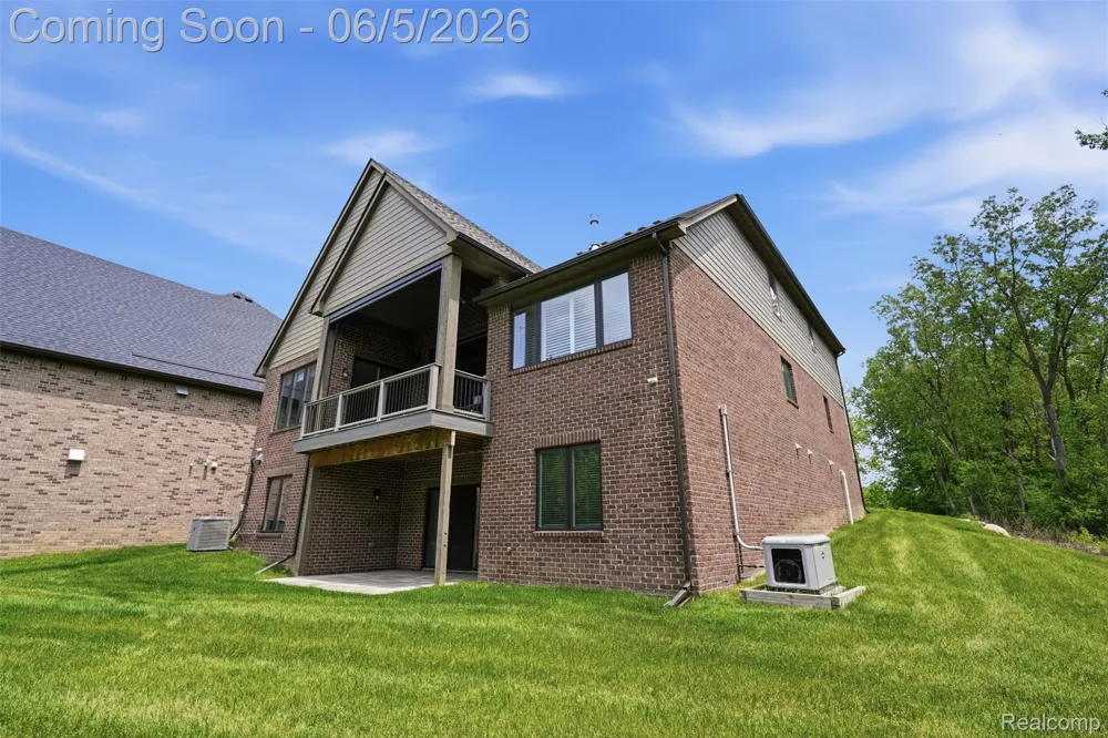 11701 Tuscany Court Plymouth Charter Township, MI 48170