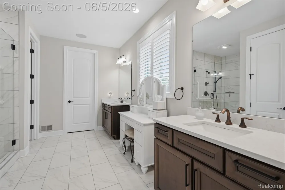 11701 Tuscany Court Plymouth Charter Township, MI 48170
