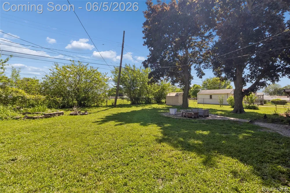 679 Moran Avenue Lincoln Park City, MI 48146