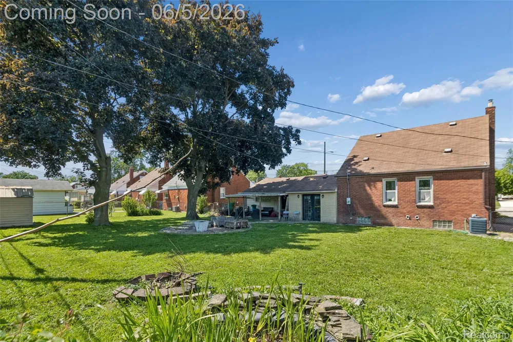679 Moran Avenue Lincoln Park City, MI 48146