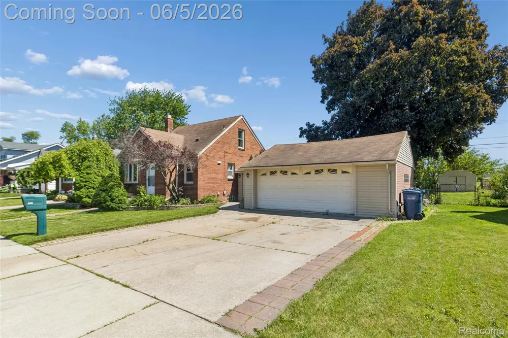 679 Moran Avenue Lincoln Park City, MI 48146