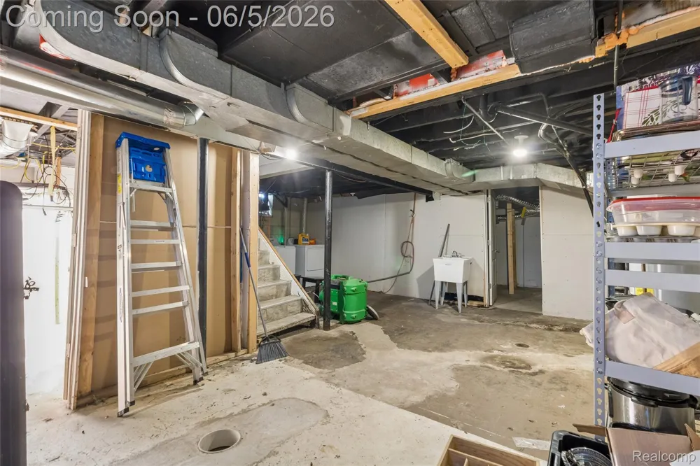 679 Moran Avenue Lincoln Park City, MI 48146