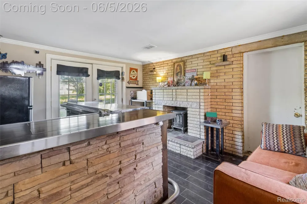 679 Moran Avenue Lincoln Park City, MI 48146